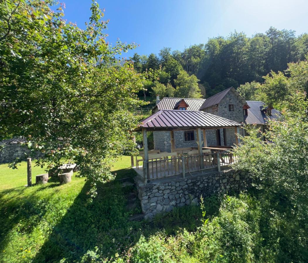 Guest House Gjelaj Theth Kültér fotó