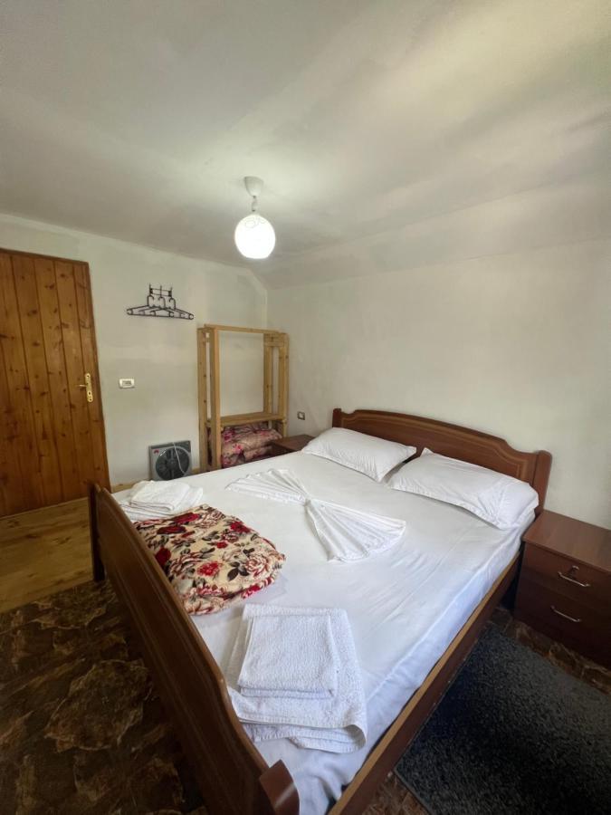 Guest House Gjelaj Theth Kültér fotó