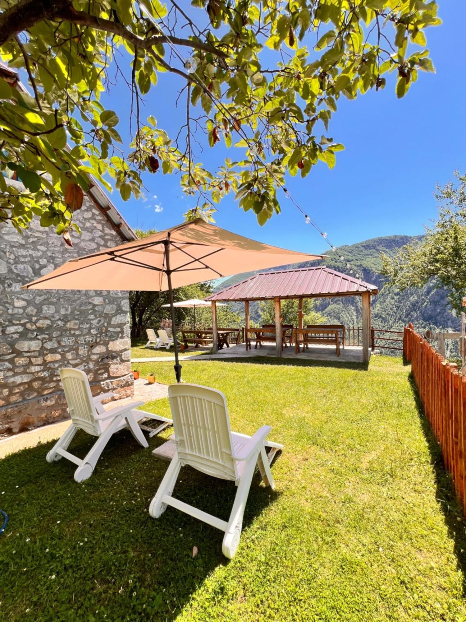 Guest House Gjelaj Theth Kültér fotó